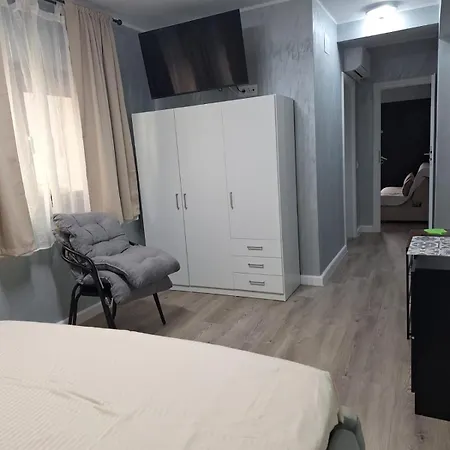 Penzion Garsoniera In Campus Mamaia 4*